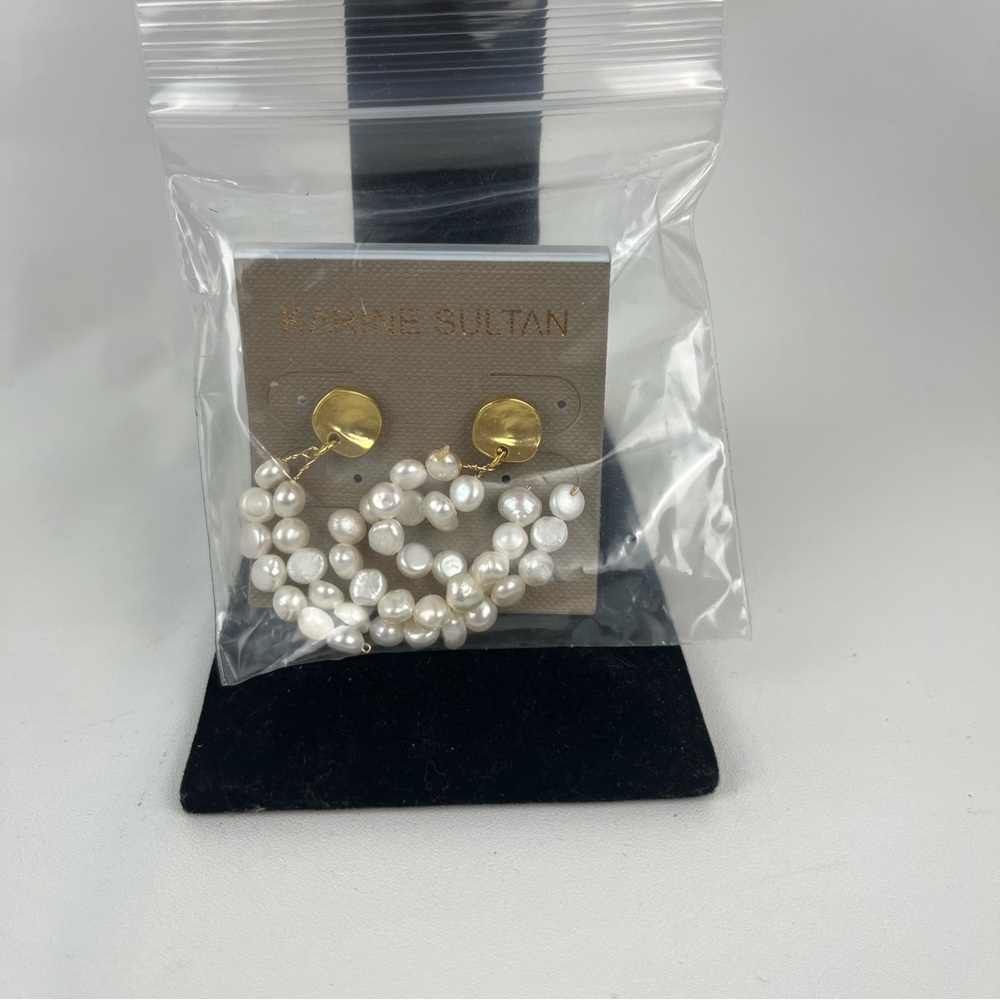 Karine Sultan Snowy Drop earrings - Picture 4 of 5
